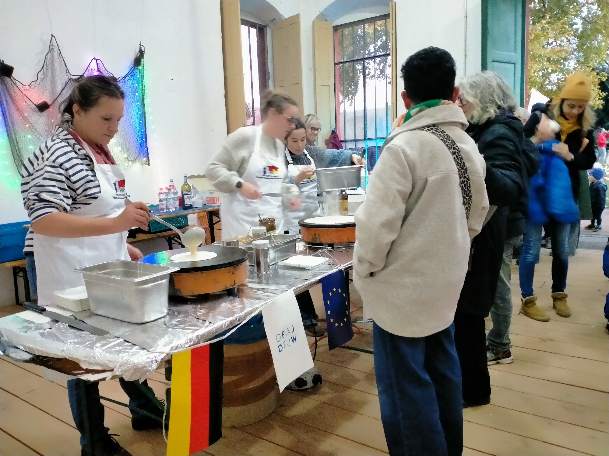 IGP-Crêperie beim Lichterfest „Edingen-Neckarhausen leuchtet “