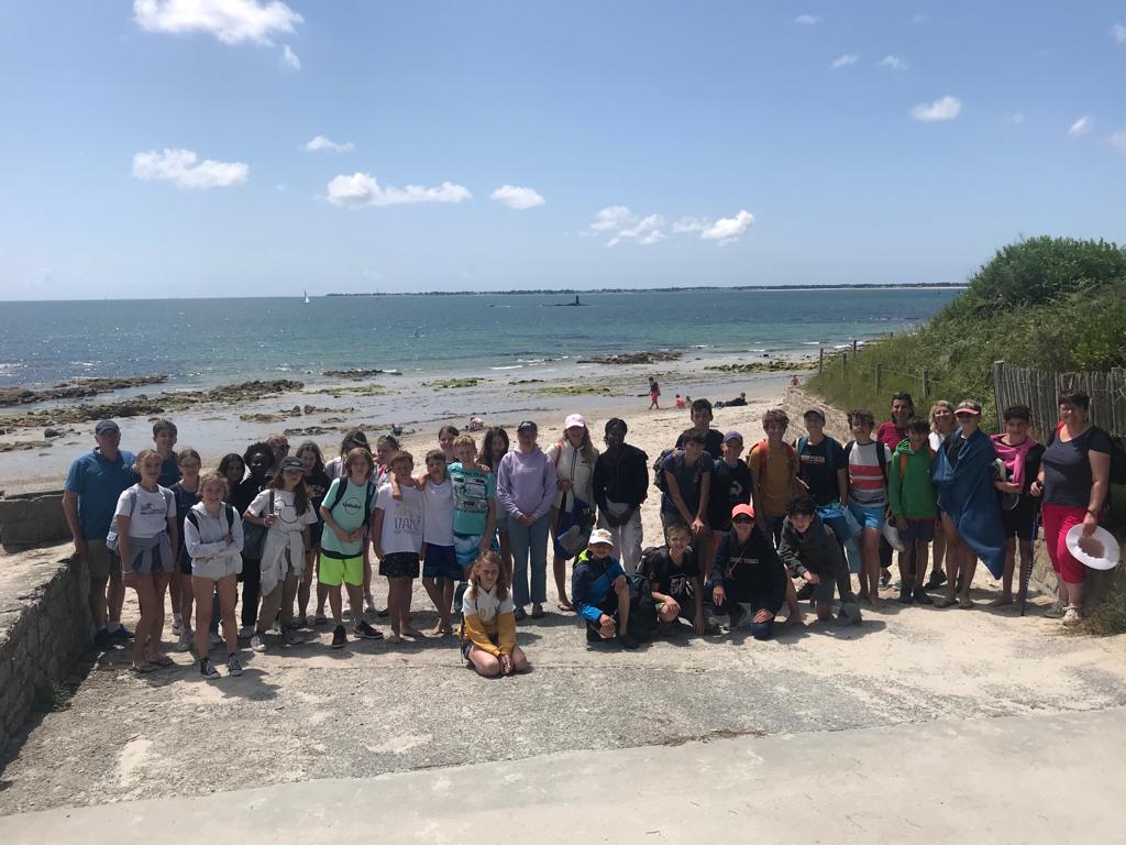 Les jeunes de Meerbusch à la plage à Fouesnant
