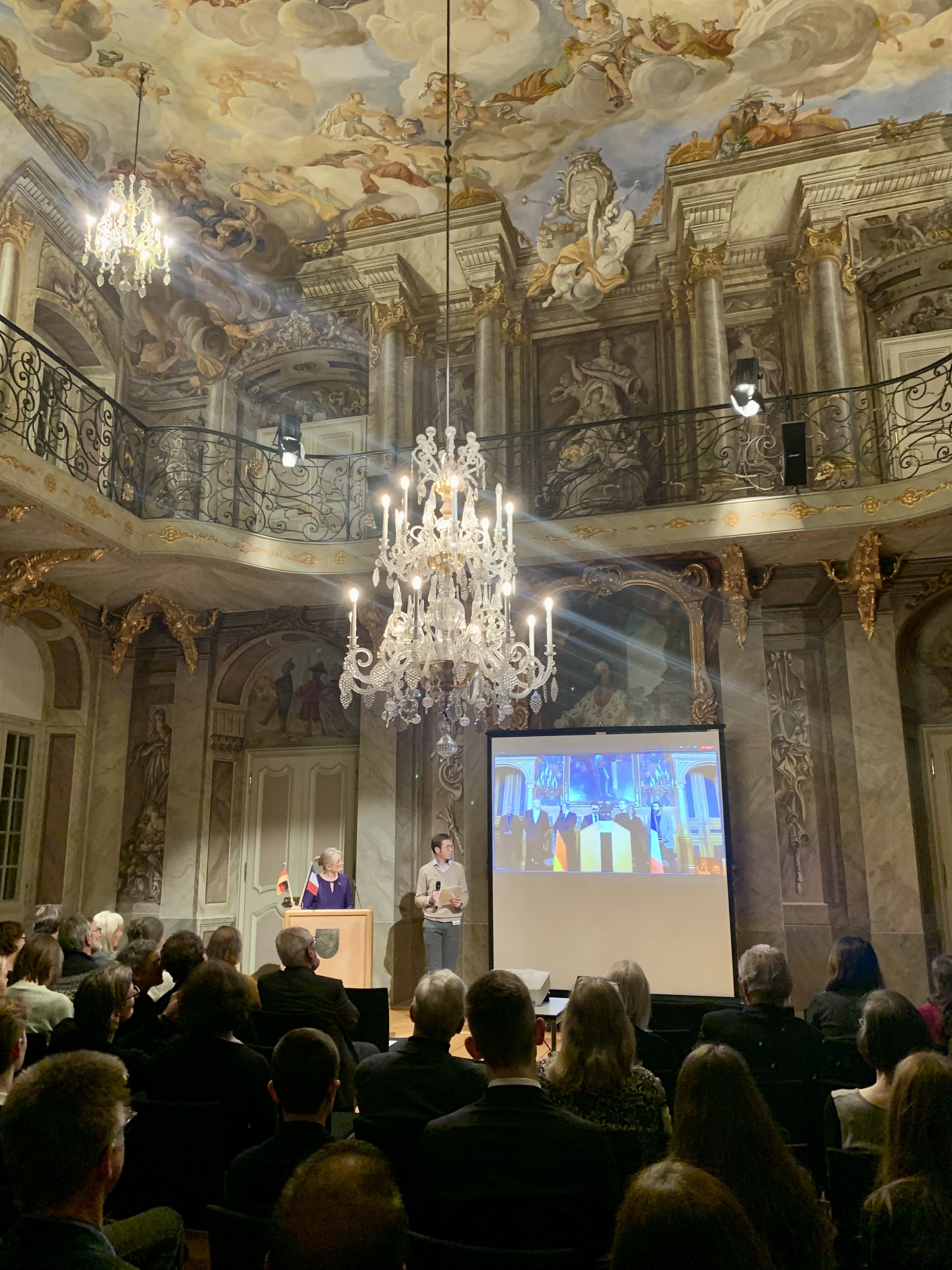 Evènement à l'Erbdrostenhof à Münster avec retransmission en direct de l'Hôtel Groslot à Orléans